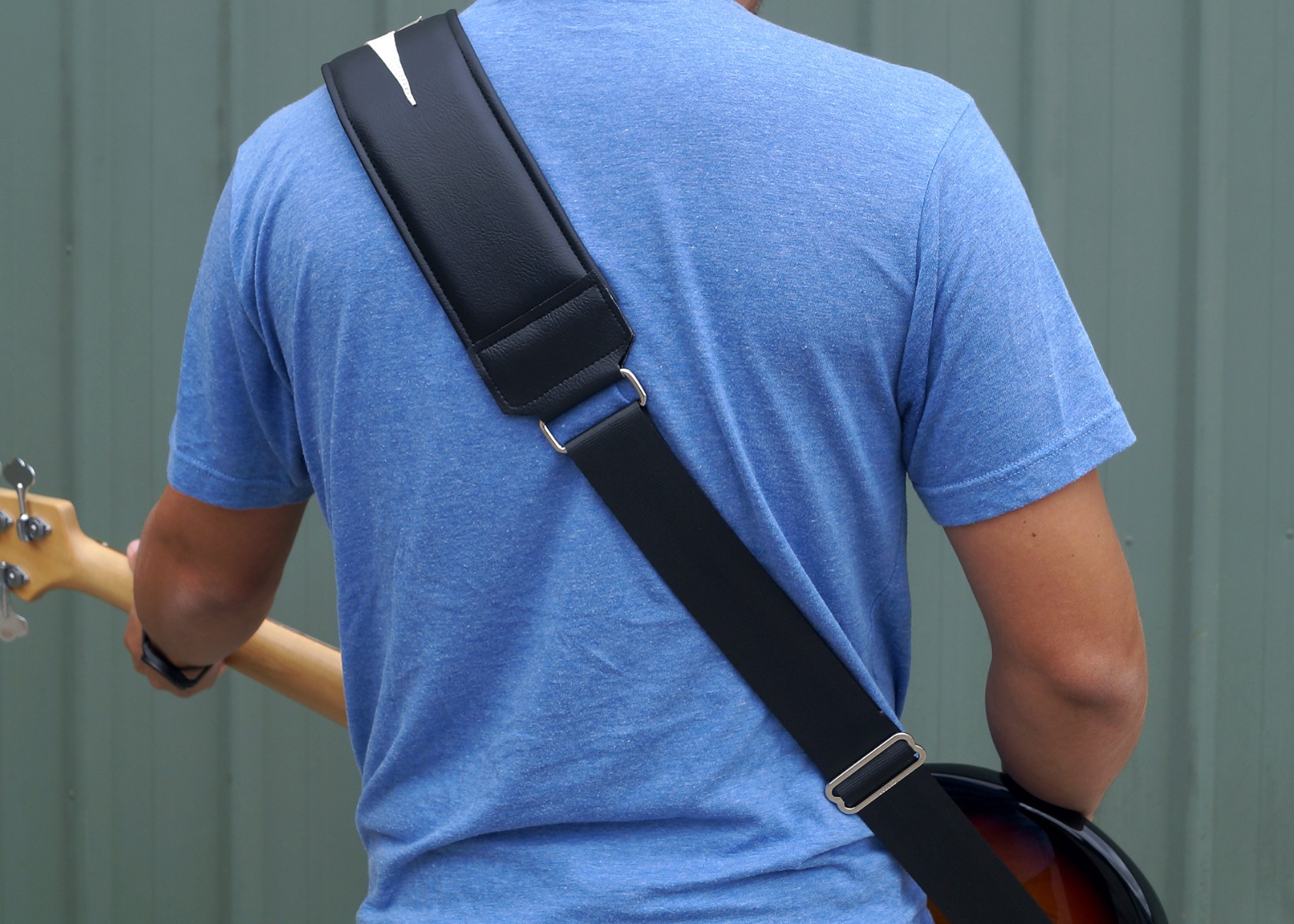 The padded shoulder section of the 3 inch Mega Bolt tapering into a narrower adjustable back strap