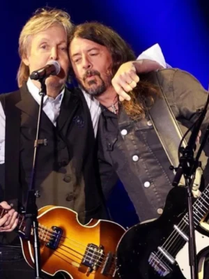 Dave Grohl Dave Grohl and Paul McCartney